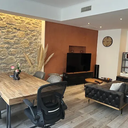 Elegance-appartement Avec Parking شقة *